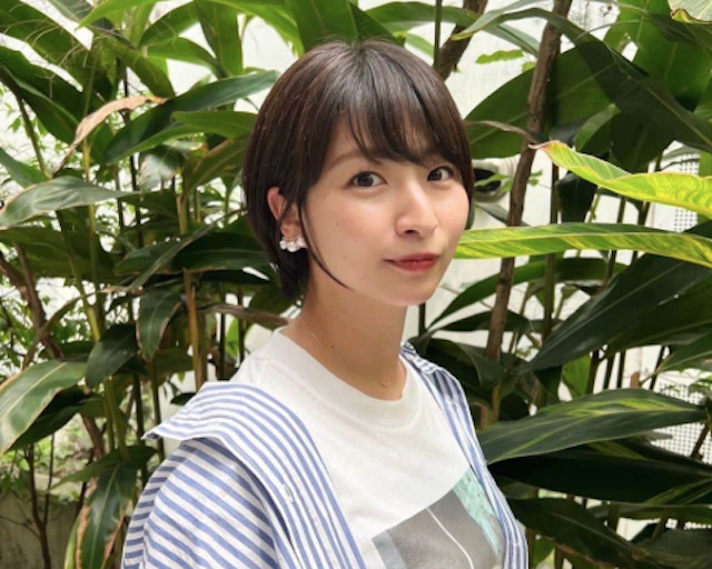 稲富菜穂の画像