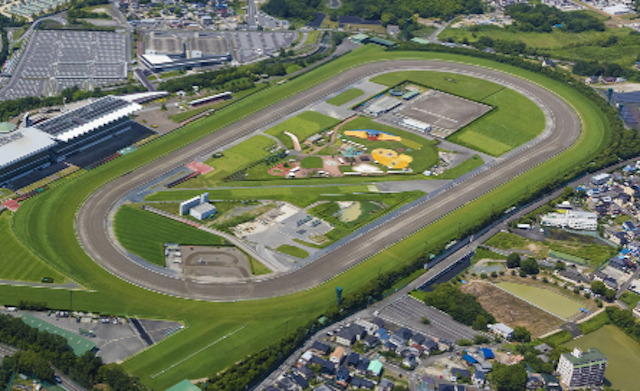 中京競馬場の画像